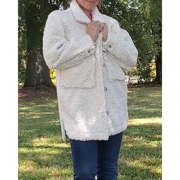 ENGLISH FACTORY Oversized Sherpa Jacket | Size M - Picture 3 of 6